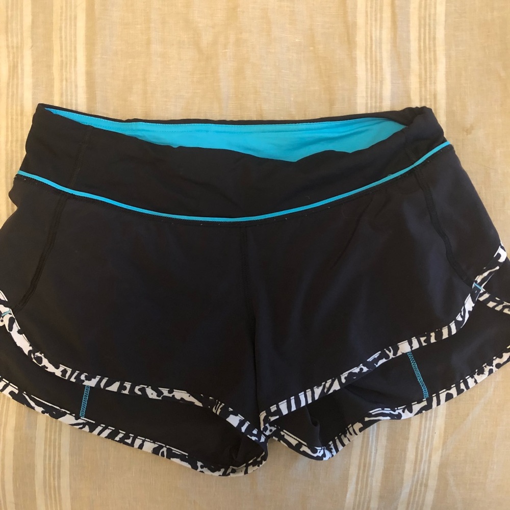 Lululemon shorts size 4